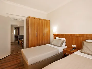 Otel Alkoclar 4*