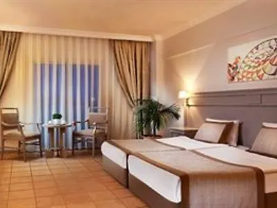 Alkoclar Otel 4*